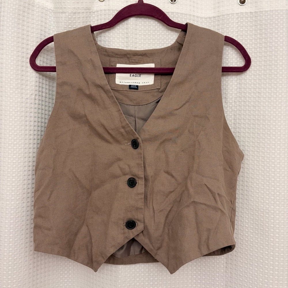 AEO tan vest M - Picture 2 of 6